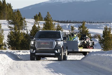 Here Are The 2022 GMC Yukon Towing Capacities