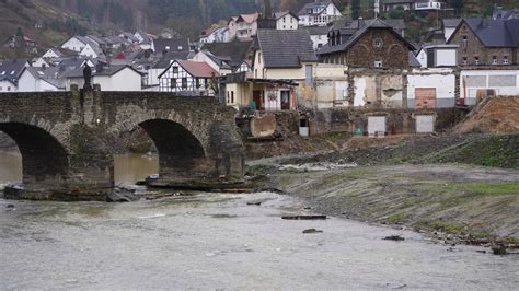 Nach Dem Ahrtal Hochwasser Die Aktuelle Lage In Unserem Liveblog Swr