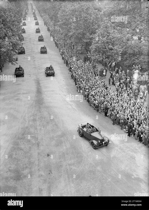 1946 Victory Parade Hi Res Stock Photography And Images Alamy