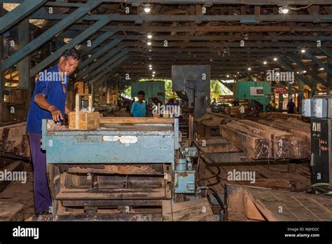 Saw Mill Factory Hi Res Stock Photography And Images Alamy