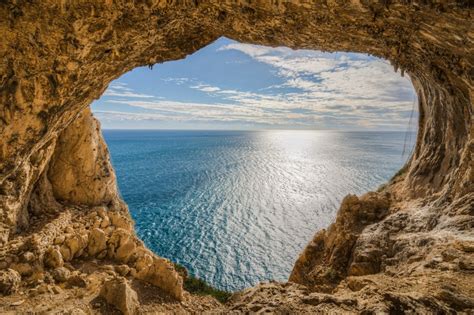 Trekking Sul Mare A Noli Sentiero Del Pellegrino E Grotta Dei Falsari