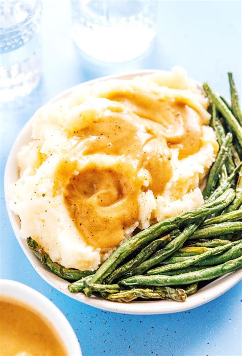 15 Minute Vegan Gravy Recipe Live Eat Learn