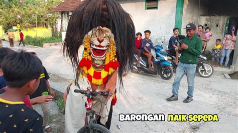 Barongan Naik Sepeda Arak Arakan Barongan Blora And Reog Ponorogo