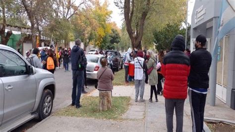 Vecinos de Plottier reclamaron mejoras en el transporte público