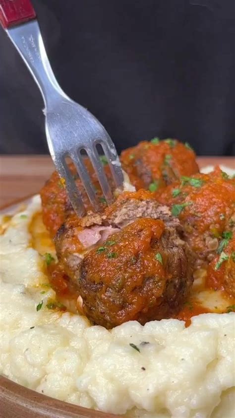 Alb Ndigas A Otro Nivel Rellenas De Jam N Y Queso Con Una Salsa