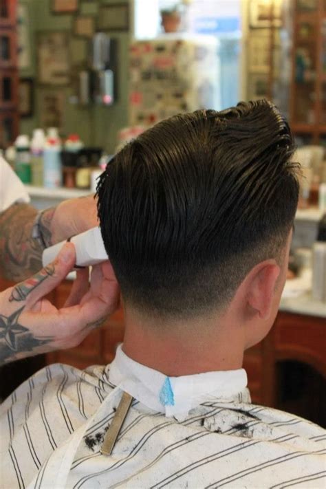 Fesyen Rambut Lelaki Pendek Terkini