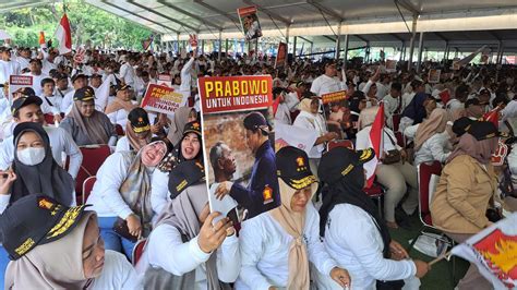 Lakukan Konsolidasi Hampir 10 Ribu Kader Gerindra Berkumpul Di Kota