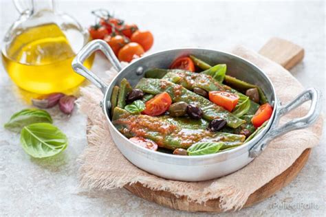 Taccole In Padella Con Pomodori E Olive Gustose E Semplicissime