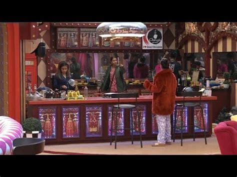 Bigg Boss Live Priyanka Ke Samne Soundarya Badli Apni Hi Baato