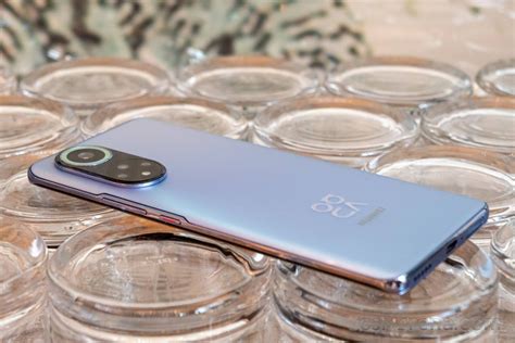 Huawei nova 9 hands-on review: Design, build, controls and connectivity