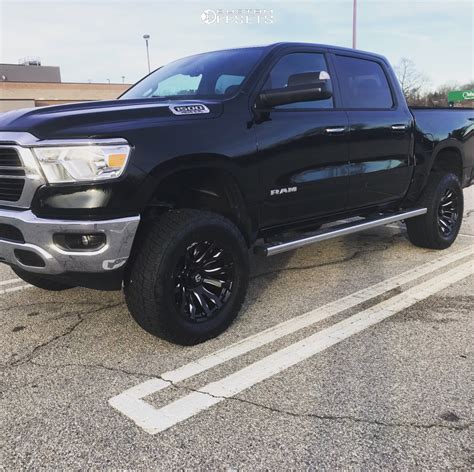 2019 Ram 1500 Fuel Blitz Rough Country Custom Offsets