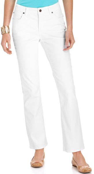 Jones New York Signature Mercer Bootcutleg Jeans in White | Lyst