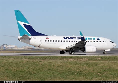 C FWSX Boeing 737 7CT WestJet Airlines Kaz T JetPhotos