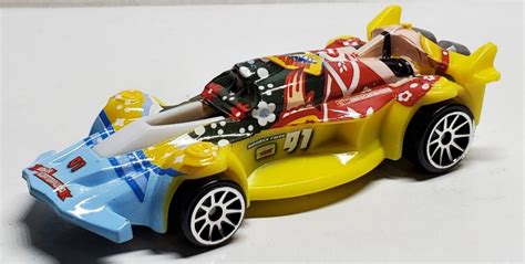 T Hunted Hot Wheels Speed Racer Parte