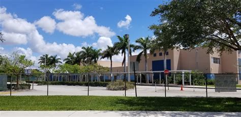 Manatee Bay Elementary School » School in Weston FL