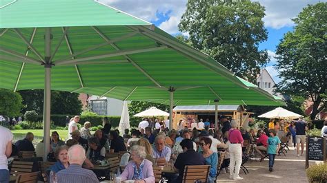 Gastronomie Auf Dem Donzdorfer Schloss Ist Gerettet