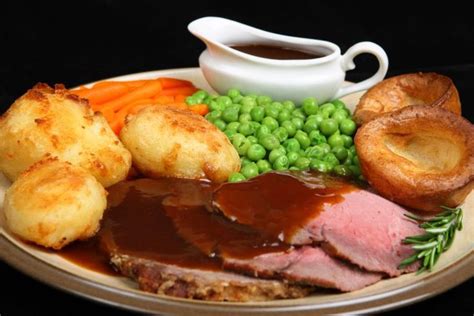 Traditional Yorkshire Pudding Recipe Sunday Roast Dinner English