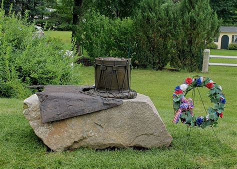 Revolutionary War Memorial Drum Monument Freedom S Way National