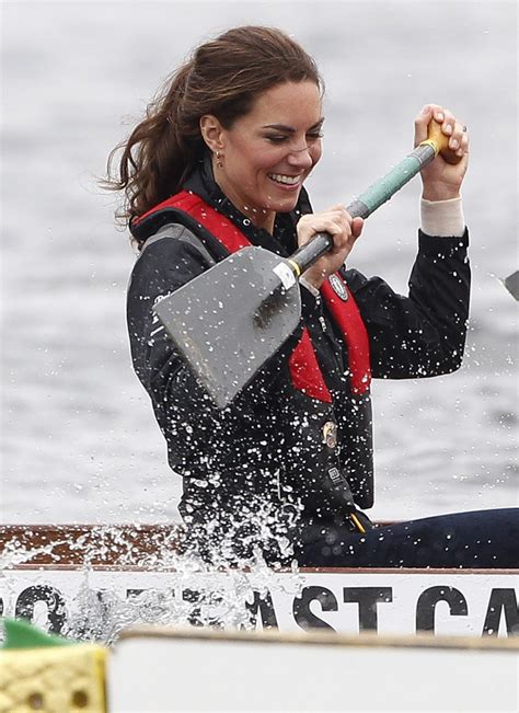 Iconic Kate Middleton Dragon Boat To Go Under Hammer Photos Ibtimes Uk