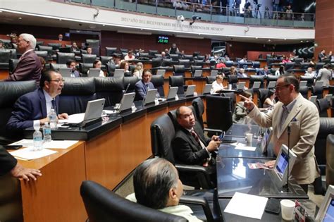 Frente morenista y opositor se acusan de corrupción por tráfico de