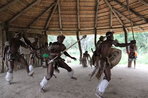 Cultureel Village tour in Zuid-Afrika, ontdek de tradities! | Homes of Africa