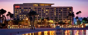 Top Hotels in Santa Monica | Marriott Santa Monica Hotels