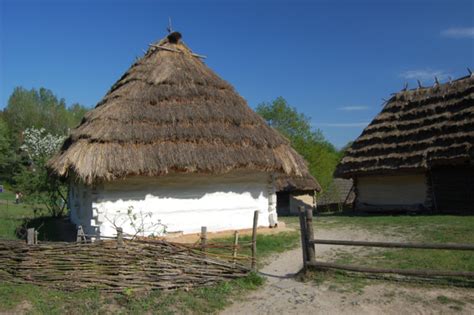 Фотообои Украина | Фотообои украинская хата ukraine-0261 купить | Make.ua