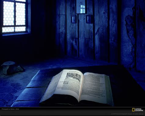 Bible Wallpaper Images - WallpaperSafari