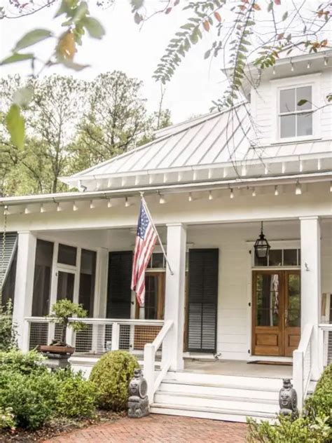 15 Stylish Front Porch Railing Ideas for Your Home - Porculine
