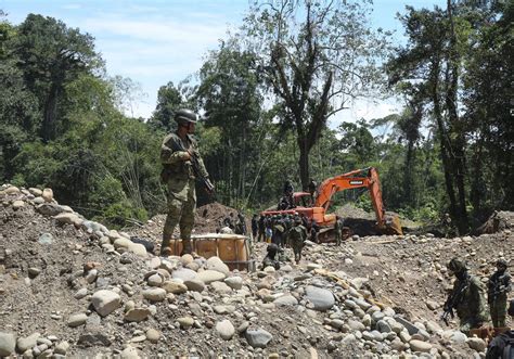 Miner A Ilegal Crece Voraz Y Amenazante En Amazon A De Ecuador