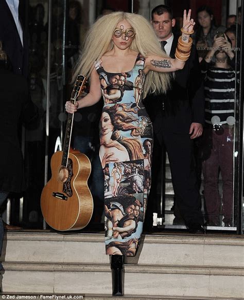 Lady Gaga Continues Artpop Vision With Birth Of Venus Print Dress