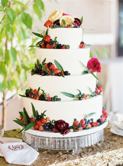 A Colorful Fall Wedding In Aspen Colorado Wedding Cake Flavors Cool