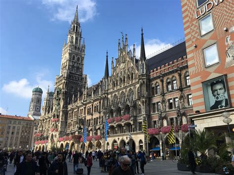 A Walk Through Munich's Old Town [In Photos] (Munich, Germany) - Flying