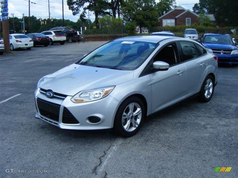 2014 Ingot Silver Ford Focus SE Sedan 106176720 GTCarLot Car