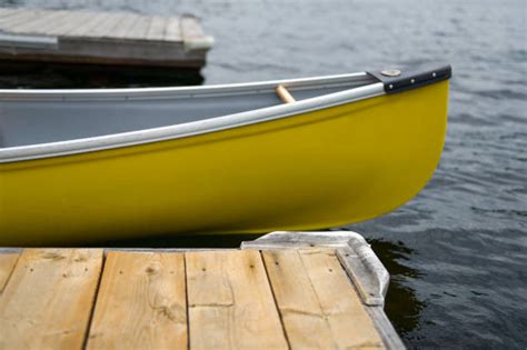 990 Canoe Side View Stock Photos Pictures And Royalty Free Images Istock