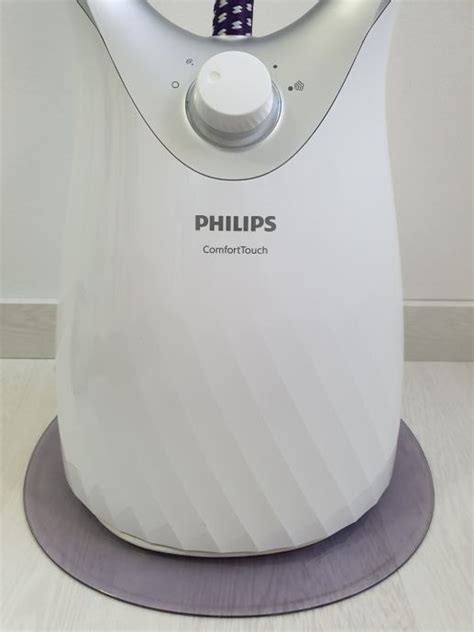 Philips ComfortTouch GC557/30 samostoječi parni likalnik
