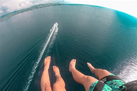 Boracay Parasailing price - Parasailing in Boracay