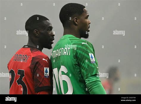 Fikayo Tomori And Mike Maignan Of AC Milan Talk During The Serie A