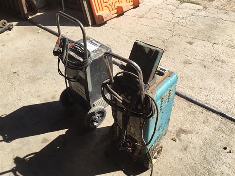 Carquest And Associated Battery Chargers Bigiron Auctions