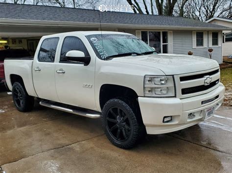 Chevrolet Silverado With X Kmc Slide And R