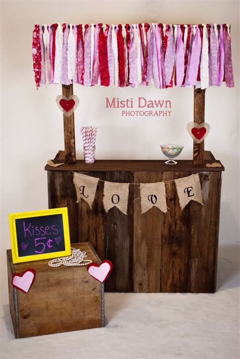 Valentines Kissing Booth Scene Set For A Mini Photo Session Diy Props