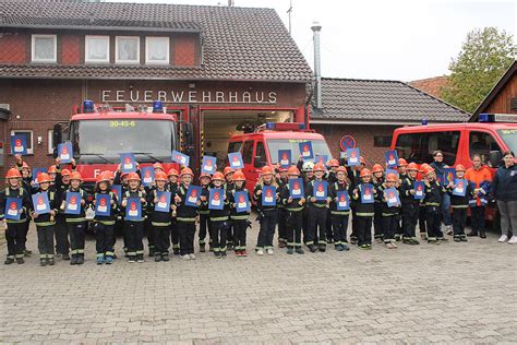 Altkreisblitz Kinder Bestehen Das Kinderfl Mmchen