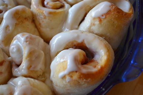 2 Bite Pillsbury Biscuit Cinnamon Rolls