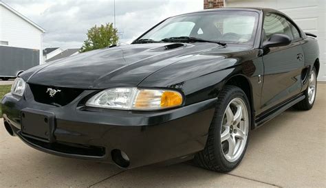 Video: Detailed Look At A 1998 Ford Mustang SVT Cobra - Mustang Specs