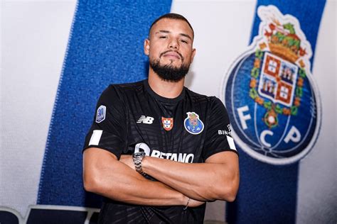 Fc Porto Contrata Guardi O Samuel Portugal Ao Portimonense Global