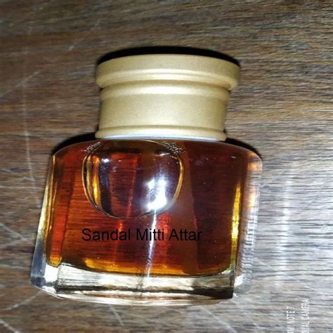 Yellow Concentrated Perfume Oil Sandal Mitti Attar 120 Ml Liquid At