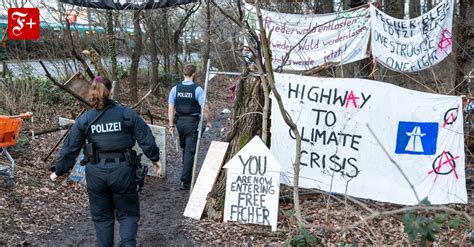 Fechenheimer Wald Gerichte Machen Weg Zur R Umung Frei