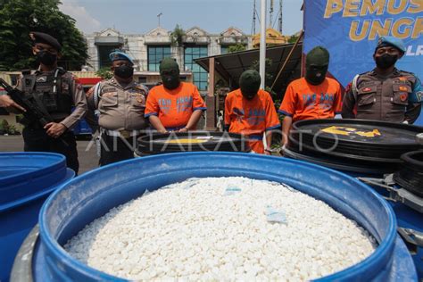 PEMUSNAHAN BARANG BUKTI NARKOBA ANTARA Foto