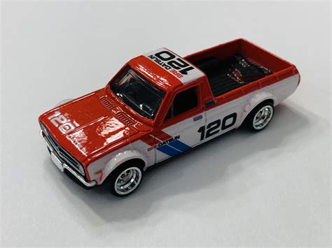 Hot Wheels Premium Boulevard 75 BRE Datsun Sunny Truck B120