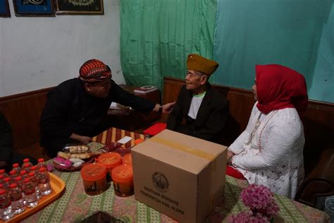 Mas Arief Cetuskan Kegiatan Anjangsana Ke Rumah Veteran Dan